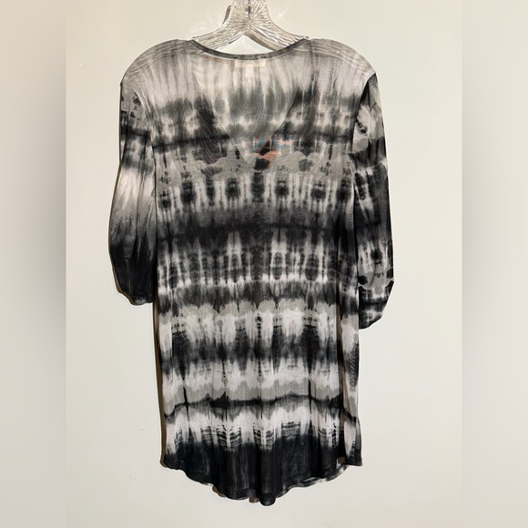 Faith and Joy Black and Gray Casual Shirt Size Large - Picture 5 of 6